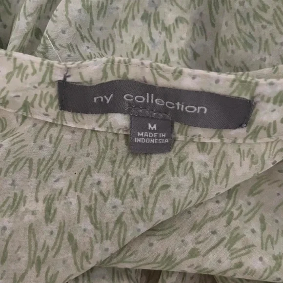 Lace Trim Floral Blouse | Boho Ombre Pintuck Button Front Medium - Picture 4 of 4